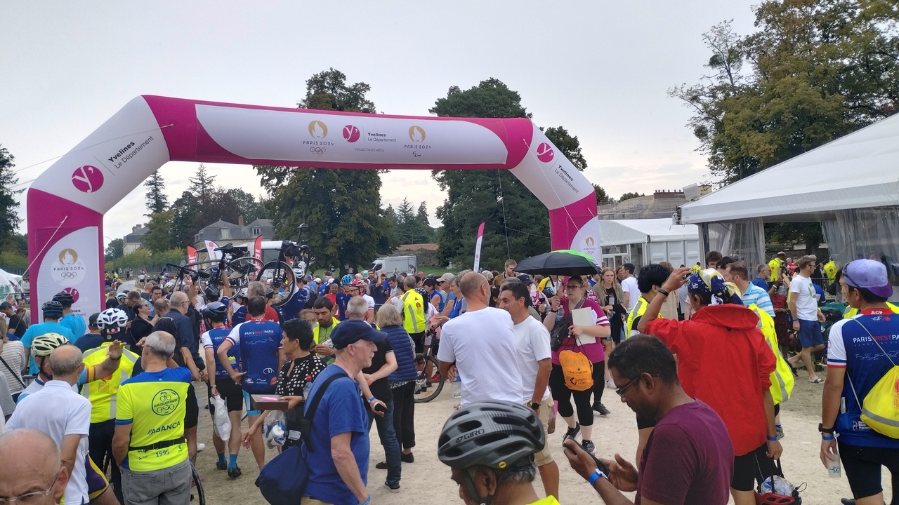 A big crowd gathered around the 'finish line' inflatable arch