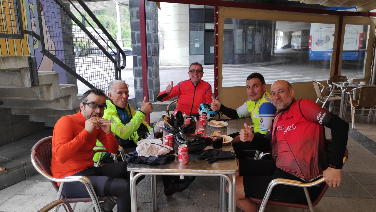 Group photo of us enjoying our 'bocadillos' sitting on a terrace