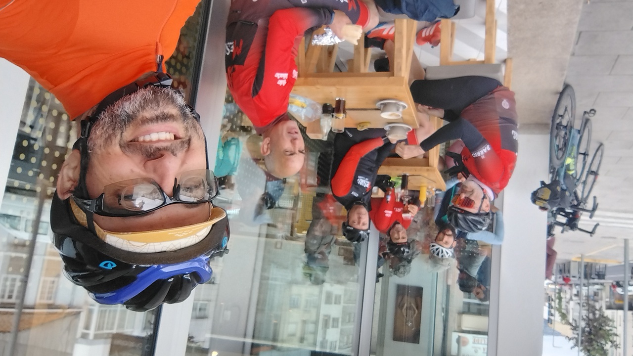 A selfie of the whole group - Mesoiros, Alex and me - in a terrace in Melide