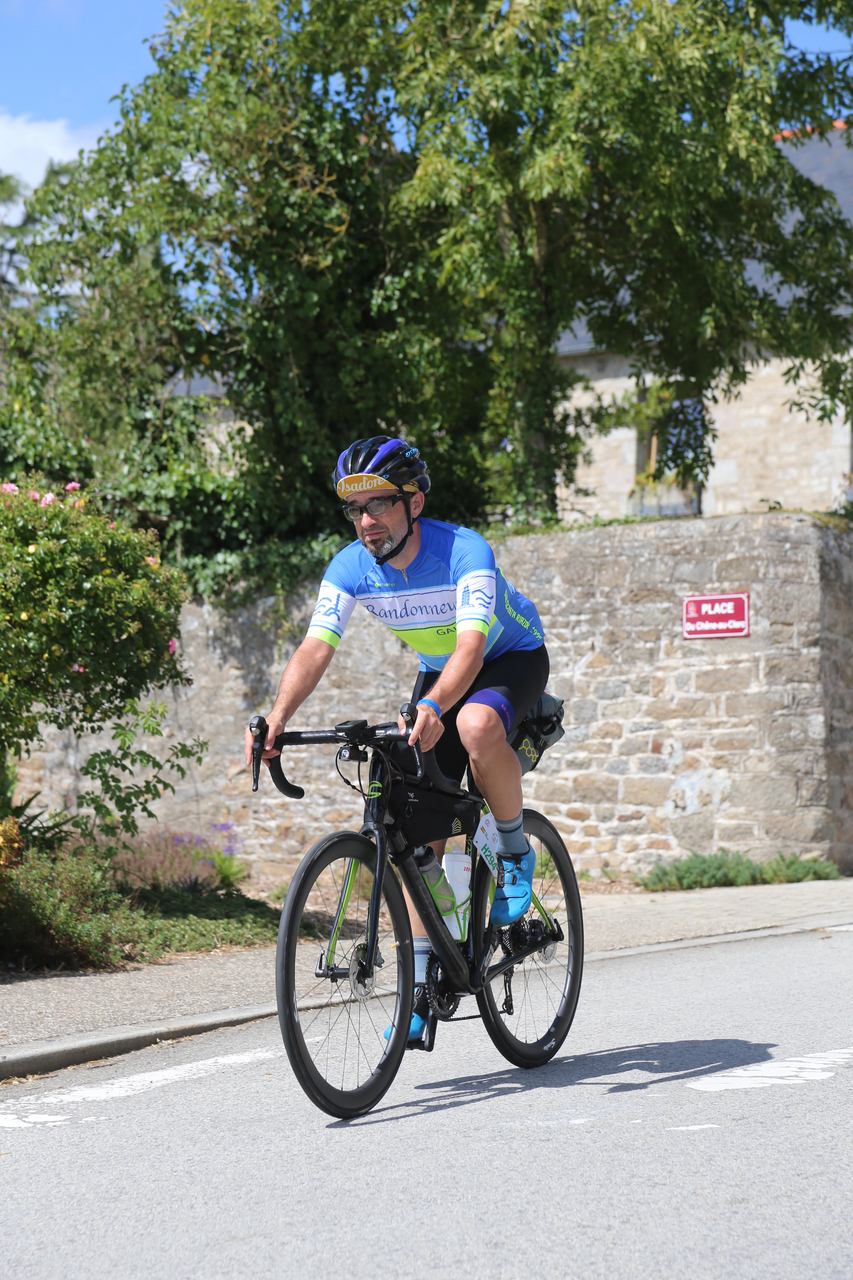 Serious face on my way to Loudèac. Photo taken by the photographers from maidru photo