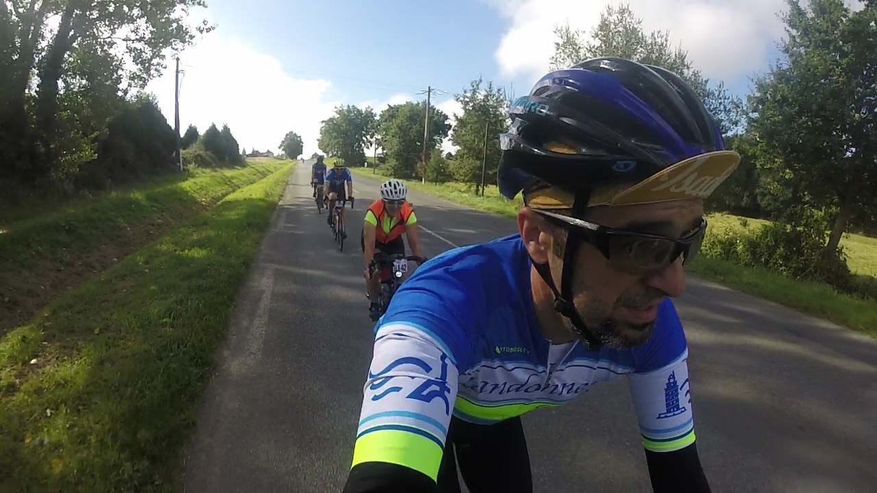 Getting closer to tinteniac, me, followed by Verònique and a couple other riders