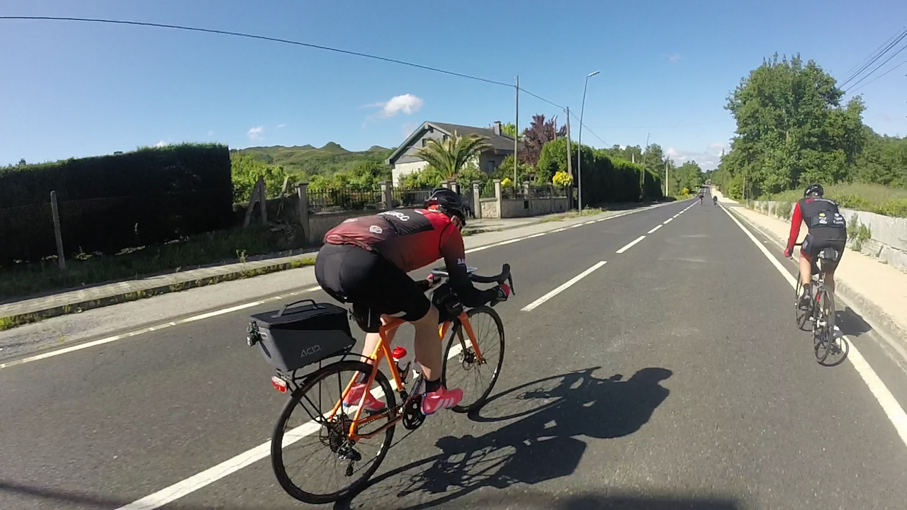 Edgar, on the drops, going down the main road from Alto do Couso