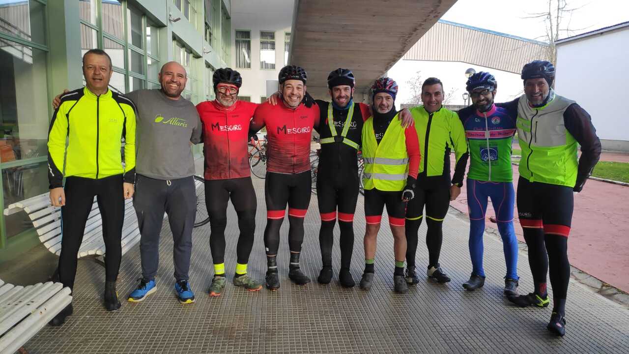 (Almost) the same group that departed together earlier today, together after the Brevet